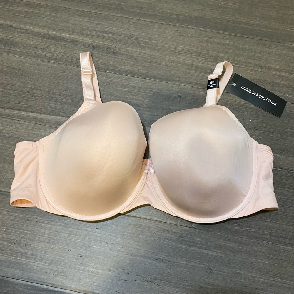 Torrid blush back-smoothing T-shirt bra
